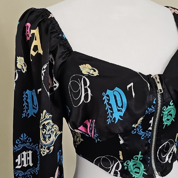 O.L.M Corset style Satin Black, Multicolor Crop Top Long Sleeve Size S - Picture 3 of 8